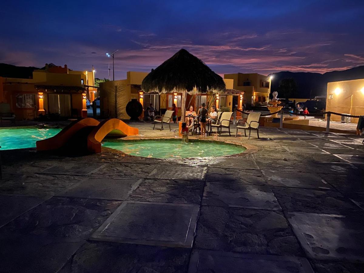Los Vientos Hotel Bahia de Los Angeles Екстериор снимка